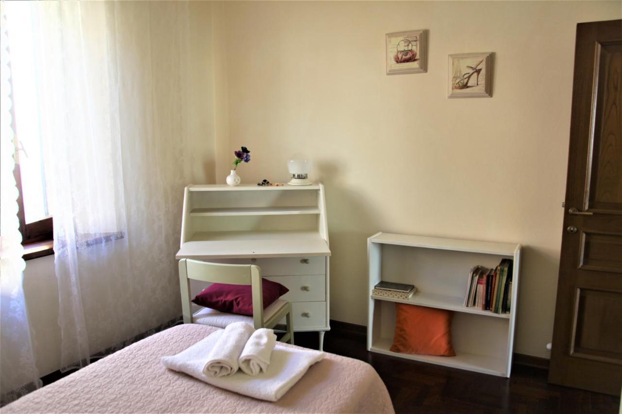 Claudia Vacanza Toscana - Appartamento Nocciolo- 10 Min Da Siena Malignano Extérieur photo